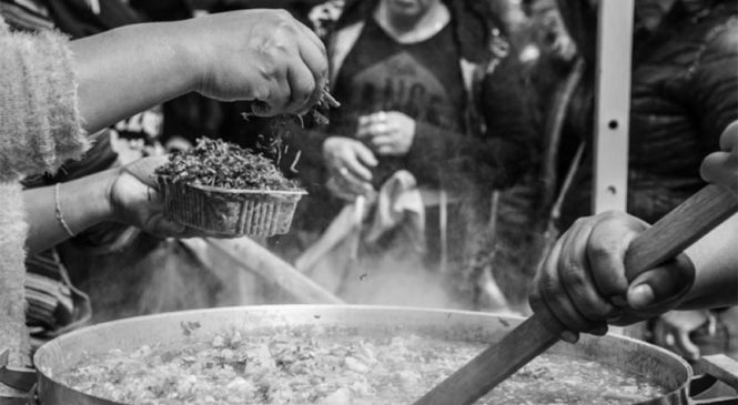Las organizaciones sociales continúan con las ollas populares esta semana