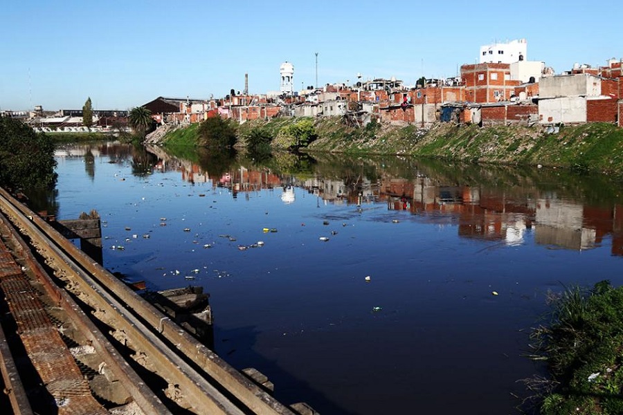 700 casos de dengue y primer caso de Covid 19 en la Villa 21- 24