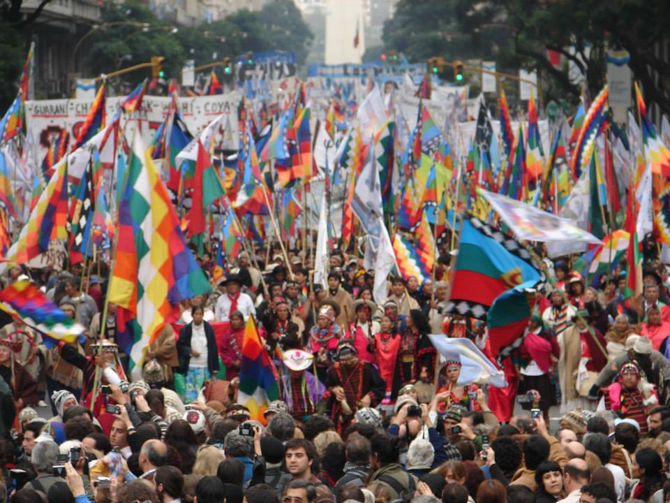 10 años atrás llegaban 30.000 indígenas a Plaza de Mayo