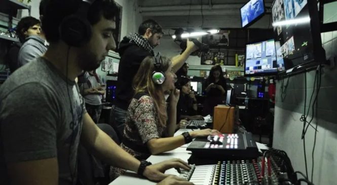 Canales de TV alternativos denuncian discriminación en entrega de licencias y presencia en el cable