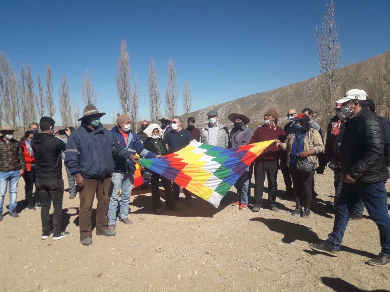 Catamarca: corte de ruta de comunidades diaguitas en rechazo al proyecto hidroeléctrico “Toro Yaco”