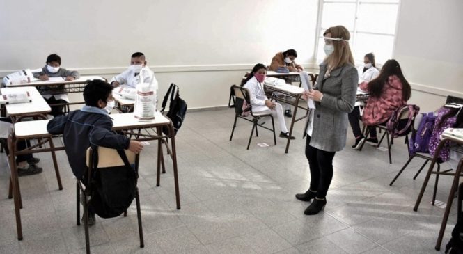 Vuelta a las aulas: “ninguna de las medidas del gobierno porteño es pensando en los niños”