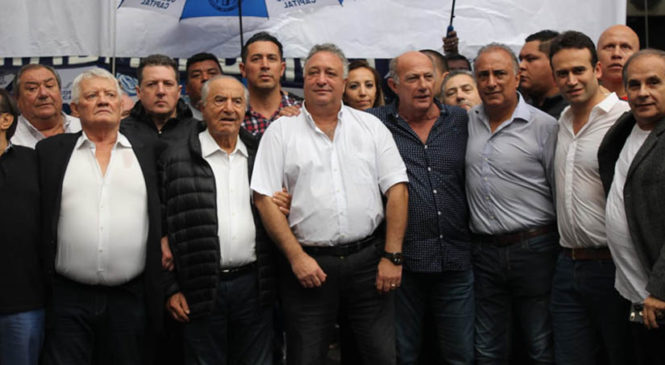 Con la crisis institucional de la CAME irresuelta y Cavalieri amenazando con movilizar, se retoman las paritarias de Comercio