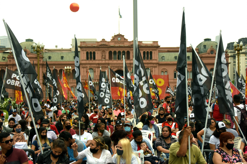 Acto del Partido Obrero en Plaza de Mayo contra el FMI