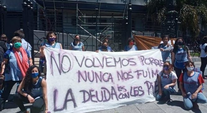 Docentes de Ciudad de Buenos Aires: “Larreta y Acuña nos exponen al COVID”