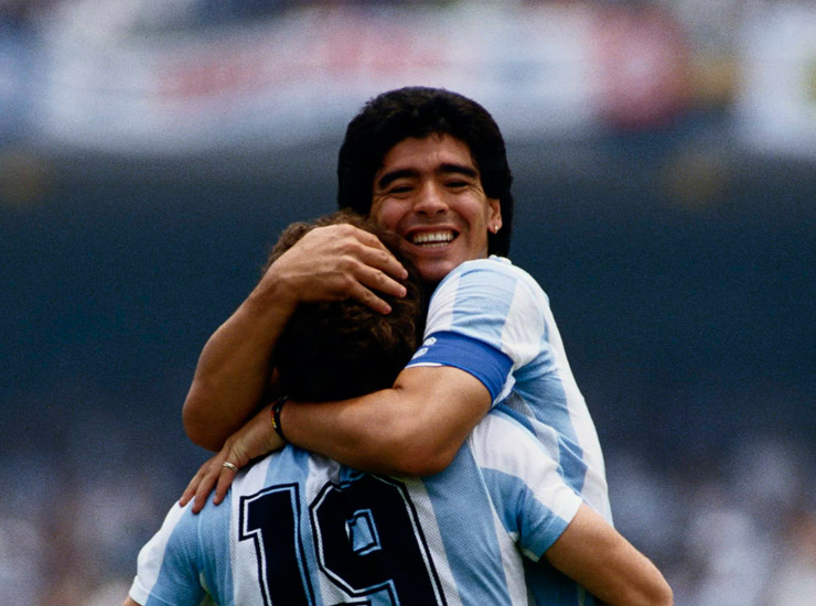 Inmenso dolor popular por el fallecimiento de Diego Armando Maradona