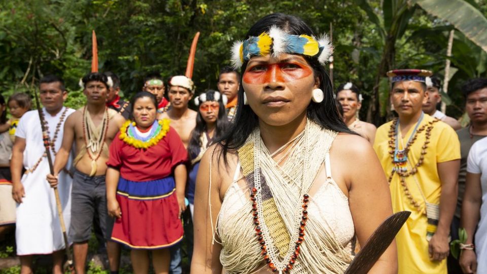 Mujer waorani de Ecuador fue premiada por defender su territorio y su selva