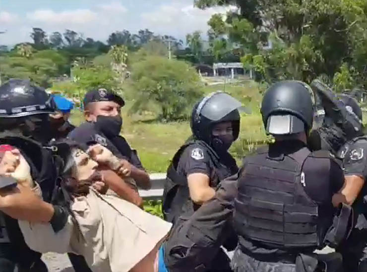 Violenta detención de dos referentes del SEOM Jujuy