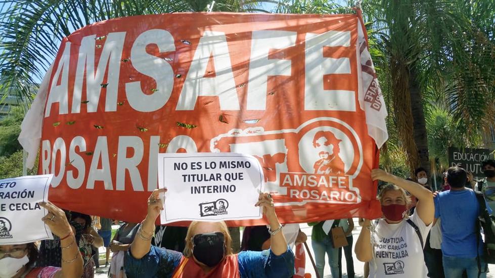 Santa Fe: manifestaron contra las destitularizaciones docentes