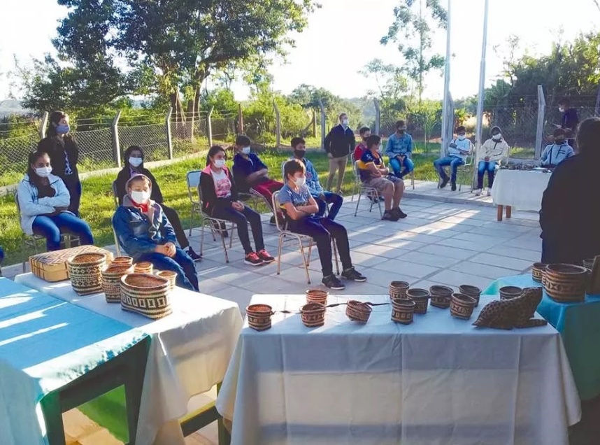Escuelas como escenarios para poner en valor la cultura guaraní