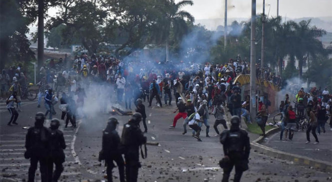 Colombia: Al menos 8 muertos y decenas de heridos en Cali por la represión policial a las protestas