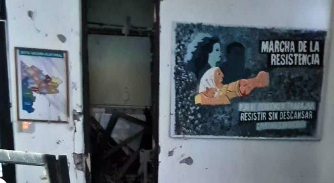 Atacaron con material explosivo un local del Frente de Todos en Bahía Blanca