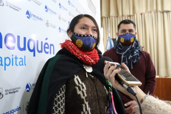 Neuquén: la Municipalidad reconoce el Wiñoy Xipantu a los agentes del pueblo mapuche
