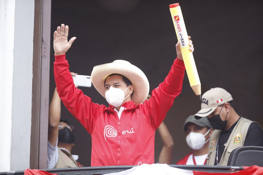 Con el 99,79% de actas procesadas Pedro Castillo lidera las elecciones en Perú