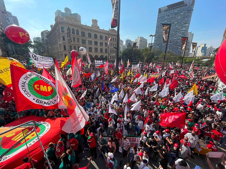 Brasil: manifestaciones a favor y contra Bolsonaro, que dijo que “sólo Dios” lo saca del cargo