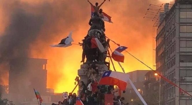 A dos años del inicio de la rebelión en Chile por justicia y dignidad