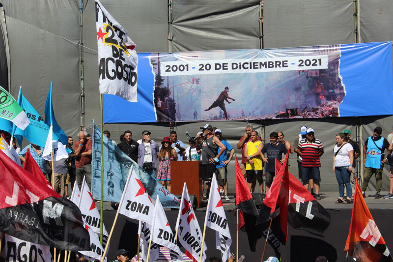 Acto de la UTEP en Plaza de Mayo a 20 años de la rebelión popular de diciembre de 2001