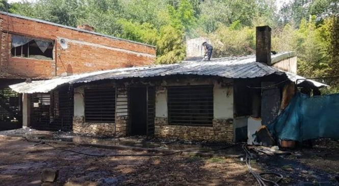 Detuvieron al director de la comunidad San Fernando por las cuatro muertes en el incendio