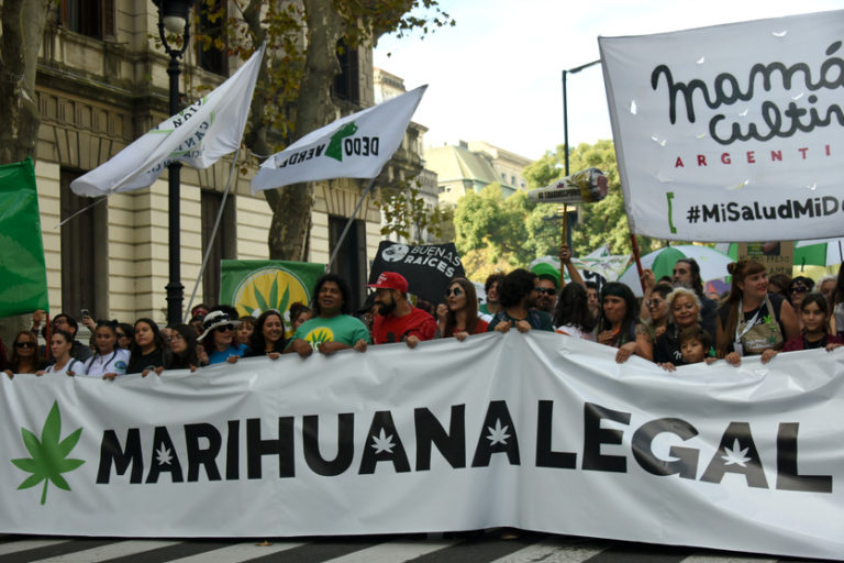 Argentina marcha por la marihuana : Indybay