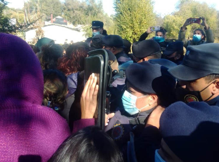 Autovía de Punilla: otra vez represión y detenciones en manifestación contra el avance de las topadoras