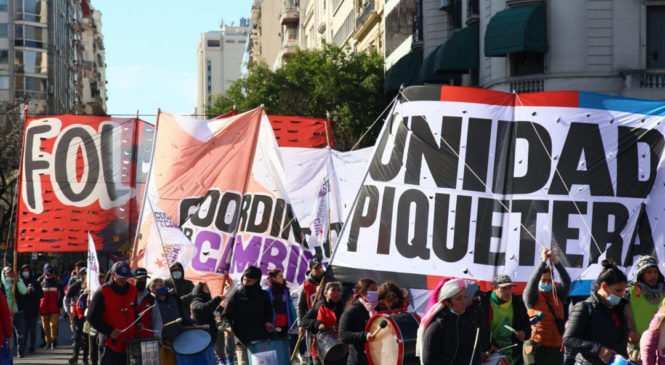 Permanencia de organizaciones sociales en Plaza de Mayo: “nos quedaremos hasta ser atendidos”
