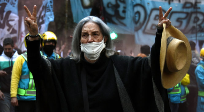 Continúa la vigilia en la casa de Cristina Kirchner