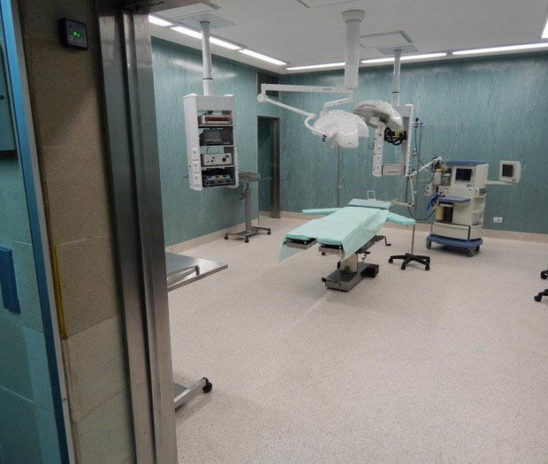 Grave denuncia de les trabajadores del Hospital Durand: más de mil cirugías postergadas