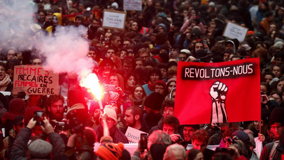 Oleada de huelgas y manifestaciones: una mecha lenta encendida en Europa
