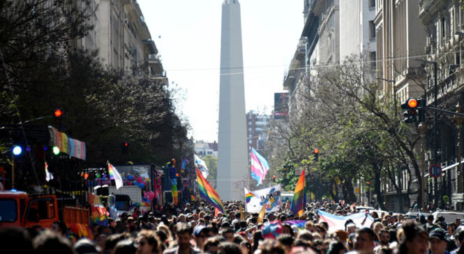 Marcha del Orgullo LGBT+