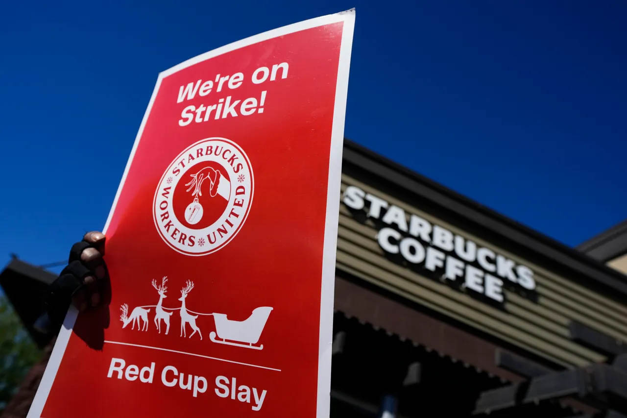 EEUU: trabajadores movilizados contra la política antisindical de Starbucks