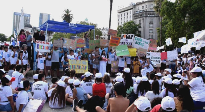 Lxs Chicxs del Pueblo coparon Plaza de Mayo para que sus derechos estén en la agenda pública