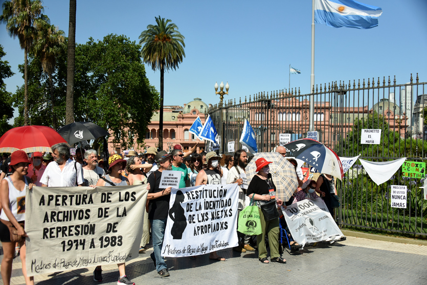 42° Marcha de la Resistencia de Madres de Plaza de Mayo Línea Fundadora