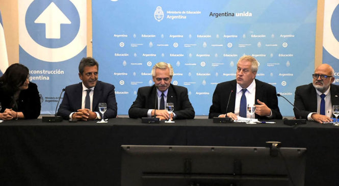 Conflictos docentes a una semana del comienzo de clases