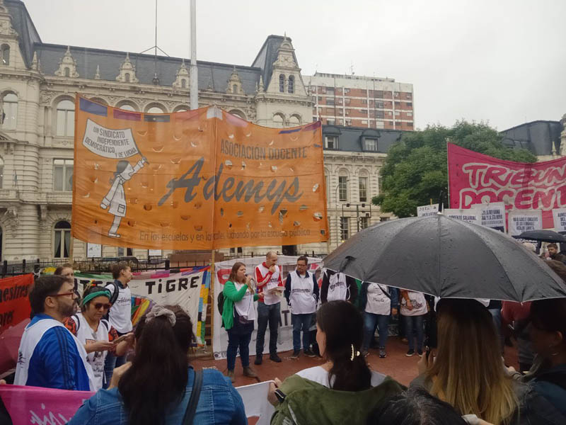 Acto en el Palacio Pizzurno y paro de docentes porteños y bonaerenses en defensa de la Educación Pública