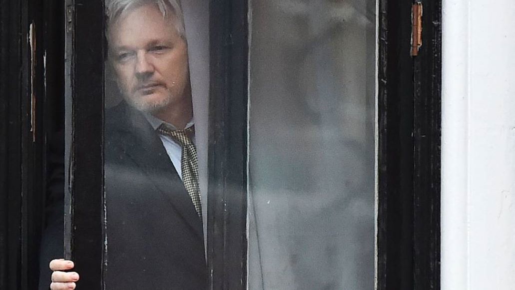 “La situación de Assange es una advertencia de lo que puede ocurrirle a un periodista si publica los crímenes de EEUU”