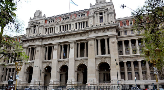 La Corte Suprema de Justicia suspendió las elecciones en Tucumán y San Juan