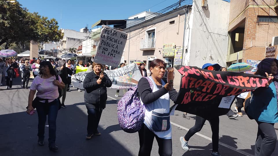 Las y los docentes autoconvocados de Salta rechazan el acuerdo salarial pactado a sus espaldas