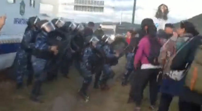 Salta: doble represión a docentes autoconvocados