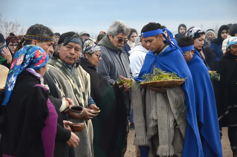 El importante Wiñoy Xipantv intercultural en la meseta de Neuquén capital
