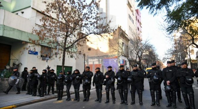 Casa Pringles: La Policía de la Ciudad reprimió a manifestantes durante el desalojo en Almagro