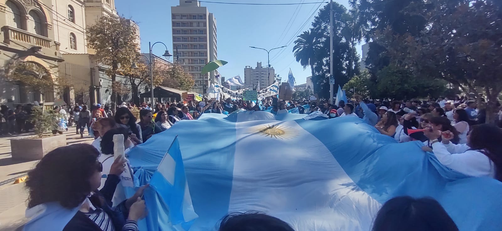 Jujuy: Docentes rechazaron la oferta del gobierno y sigue el paro por tiempo indeterminado