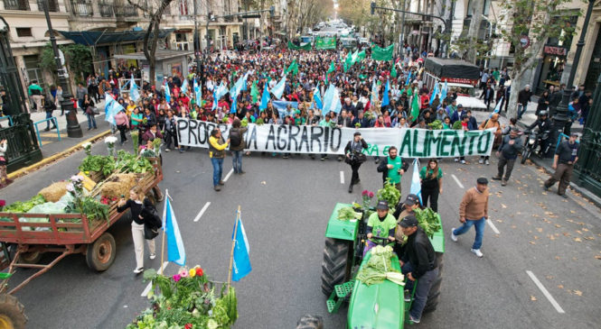 Caravana al Congreso nacional y presentación del “Programa Agrario para el alimento”
