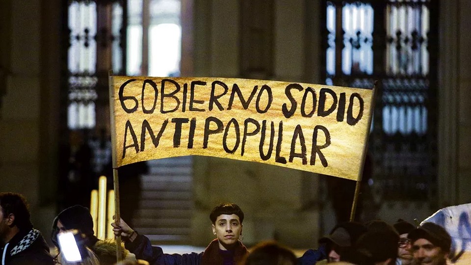 Uruguay: No hagan olas, vecinos… Pasividad social ante la crisis hídrica