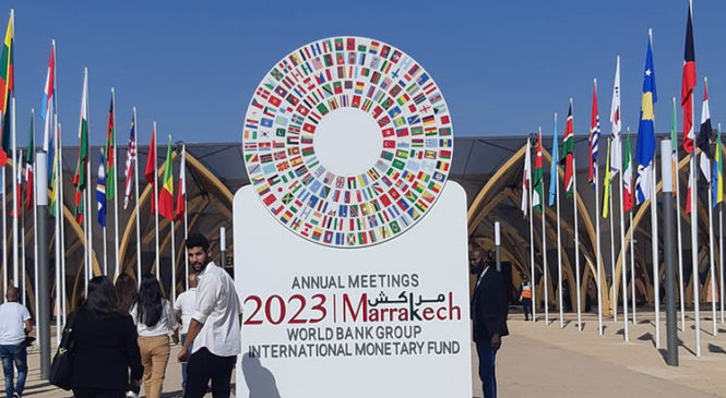Marruecos: comenzó el encuentro del FMI y el Banco Mundial con movilizaciones de protesta