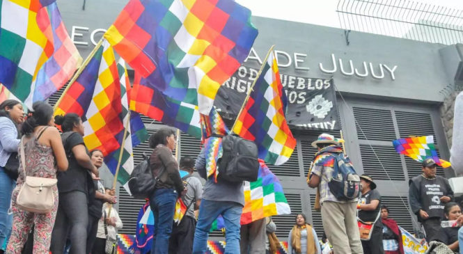 Jujuy: diputados oficialistas aprobaron leyes de acuerdo a la reformada Constitución provincial