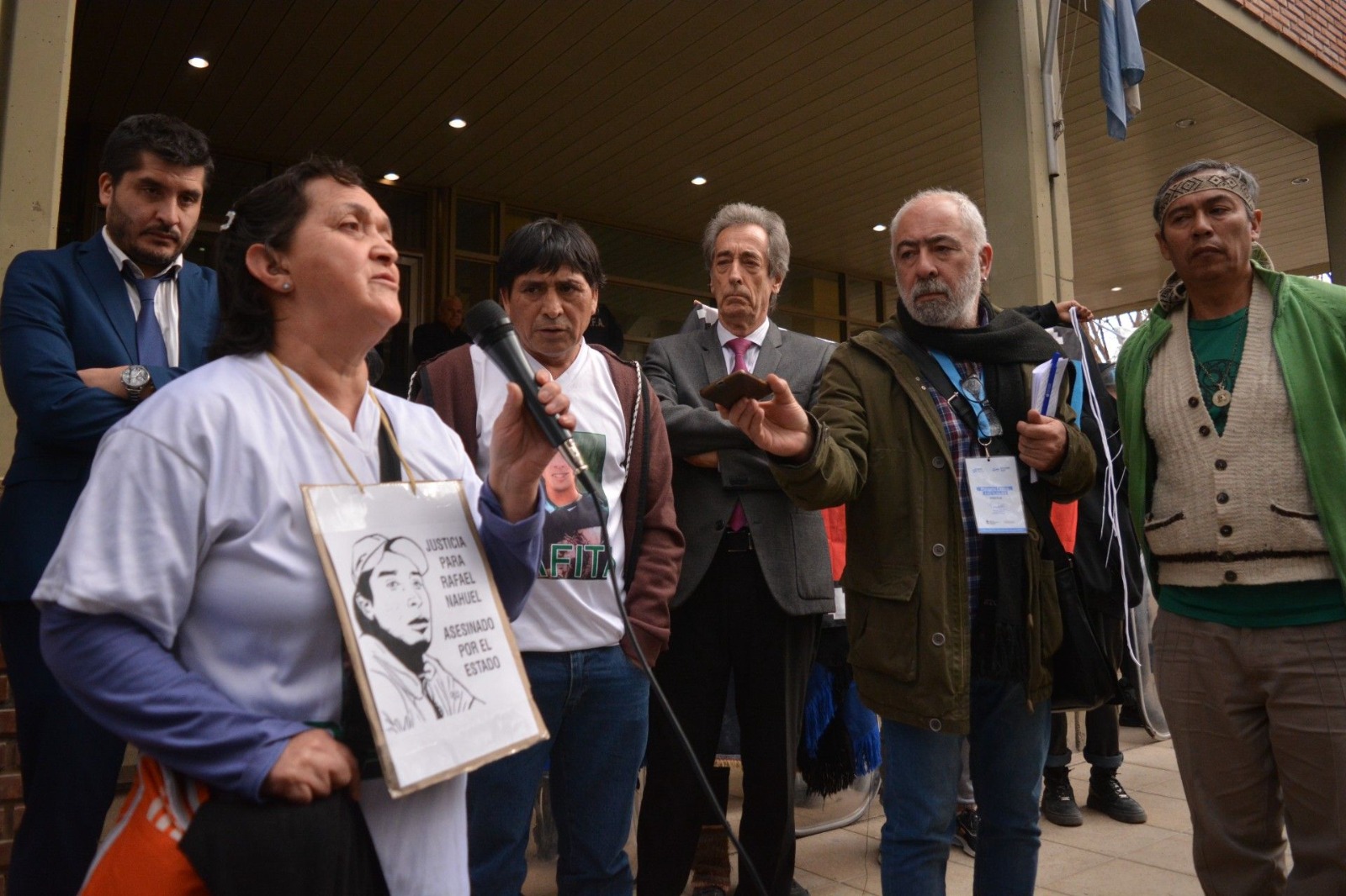 Repudio por las leves condenas a los Albatros por el asesinato de Rafael Nahuel