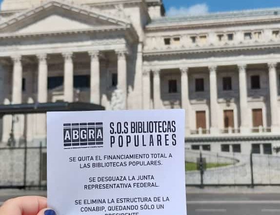 SOS Bibliotecas Populares