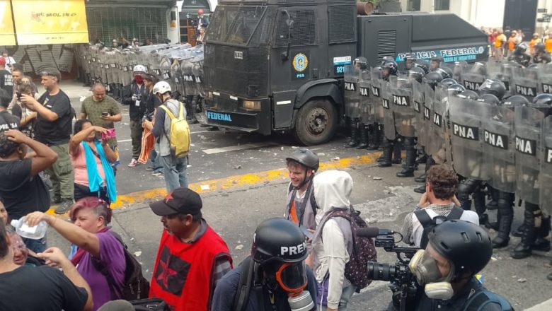 “El Hambre No Espera”: protestas y represión contra la jornada nacional de lucha piquetera