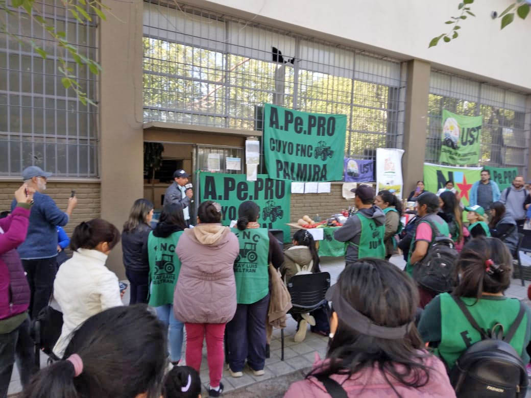 Acto en Mendoza por el Día Internacional de las Luchas Campesinas