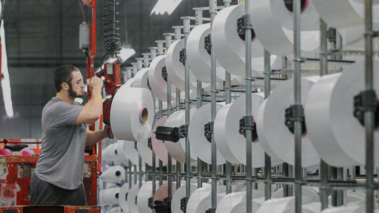 La industria textil confirmó la destrucción de 1.000 puestos de trabajo y el incremento de las suspensiones que ya llegan a 5.000